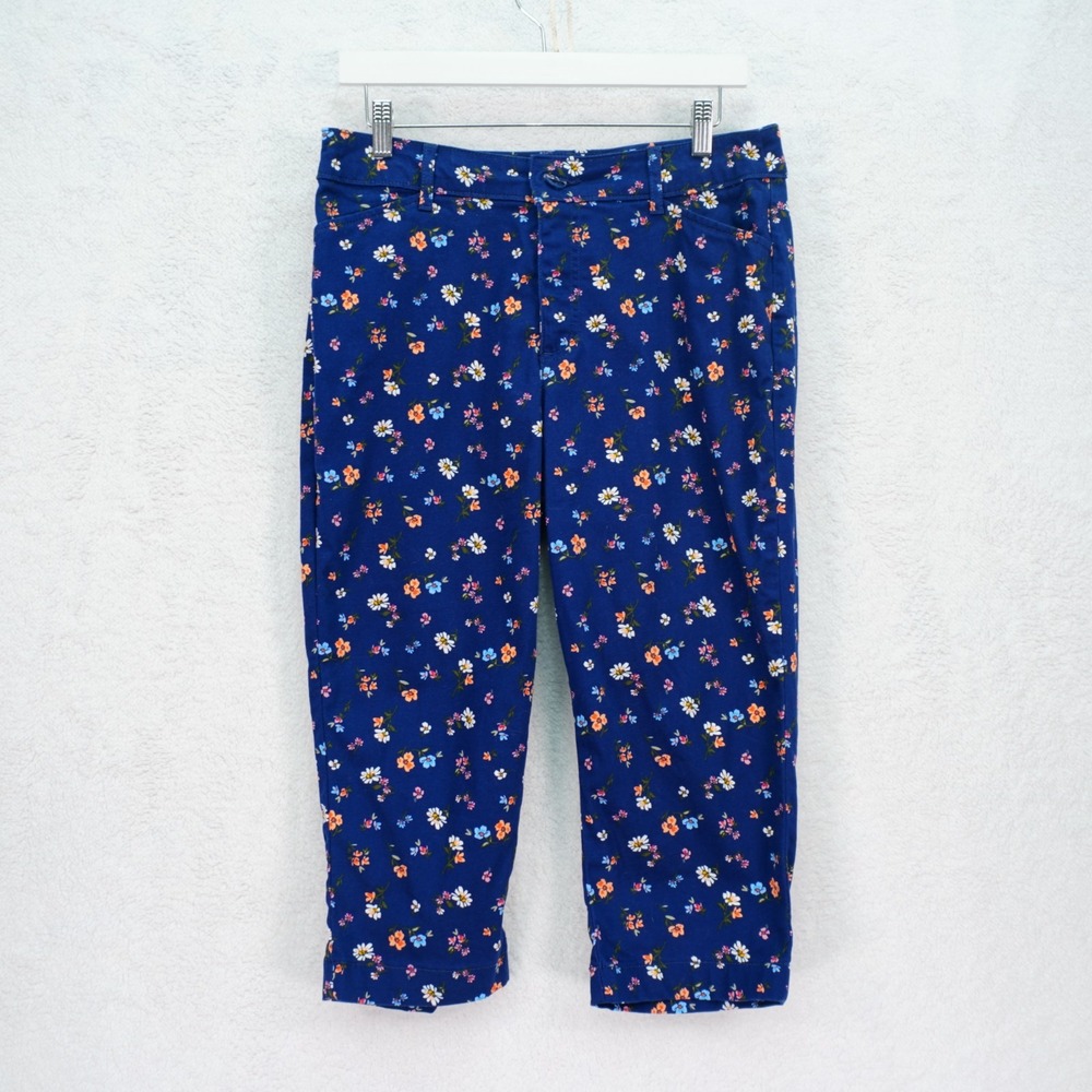 St. John's Bay Blue Floral Capri‎ Pants 32 / 19 Cotton Spandex Mid Rise